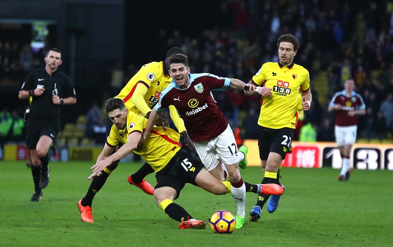 Soi kèo nhà cái trận đấu Burnley vs Brentford