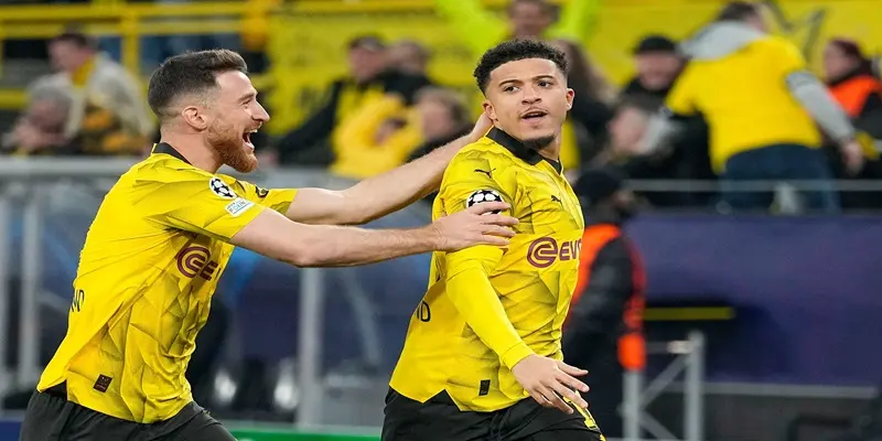 Dortmund ấp ủ kế hoạch giữ chân Maatsen và Sancho